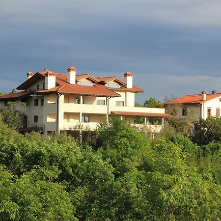 Residence Oliveto Mare Carso Sistiana Esterno foto