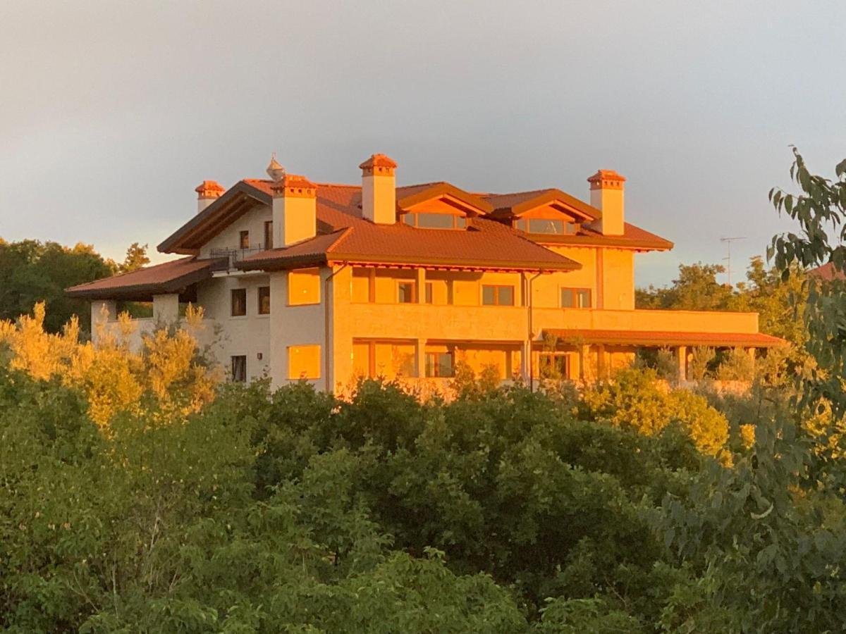 Residence Oliveto Mare Carso Sistiana Esterno foto